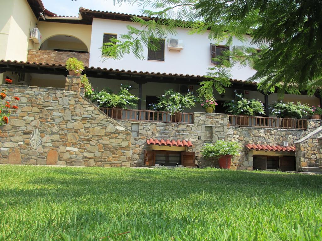 Studios Filio Sonia Vourvourou Exterior foto